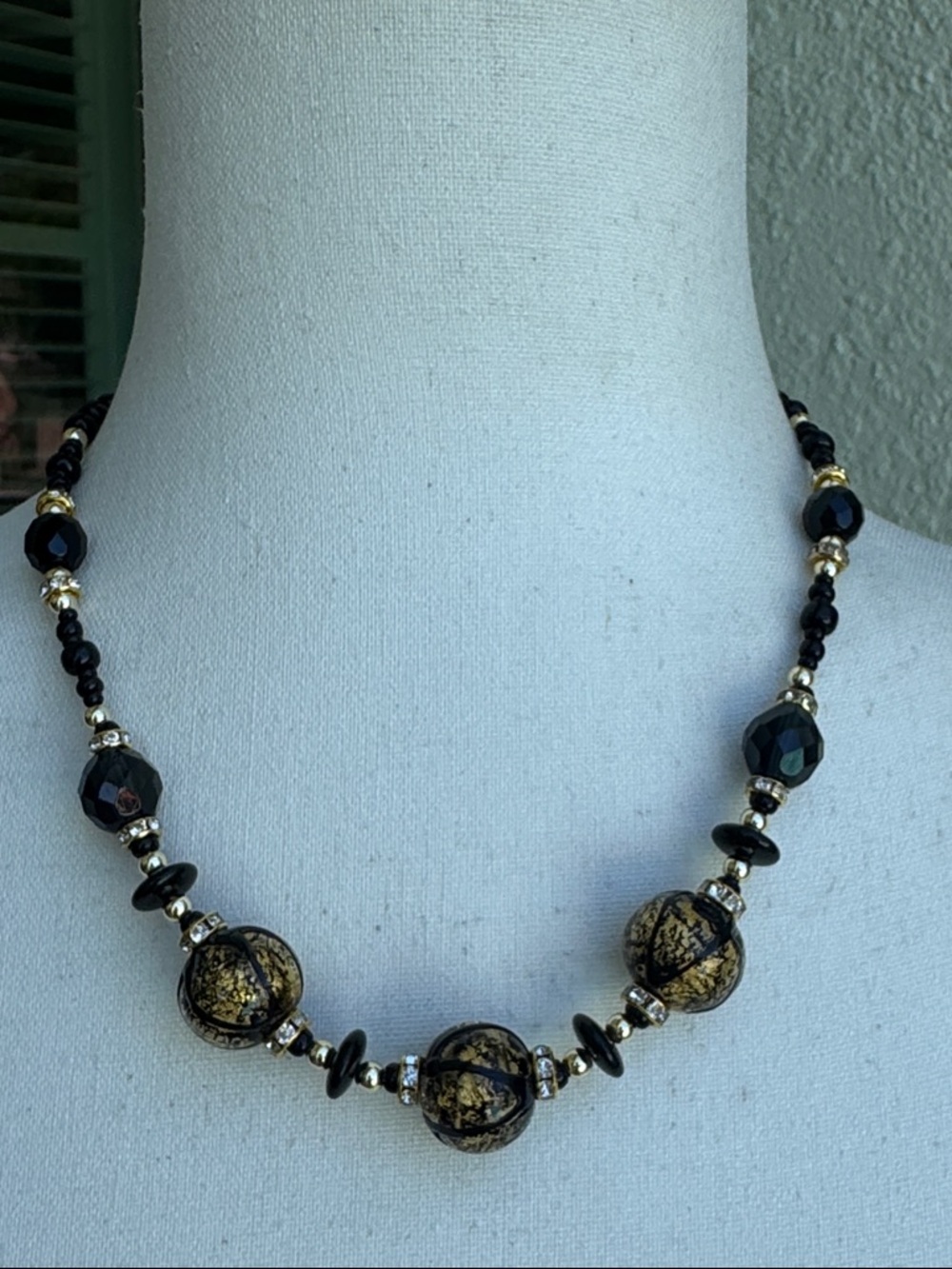 Classica Venezia glass beaded necklace from Italy - NWOT